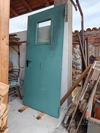 Porta Frangifiamma Rei