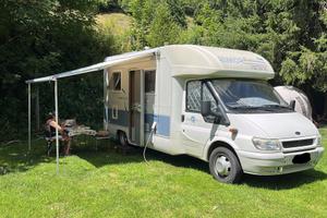 Autocaravan Semintegrale Rimor Sailer 600
