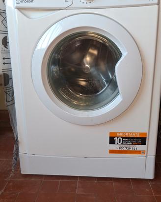 lavatrice 6kg INDESIT EWC 61051 W IT N
