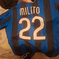 maglietta milito