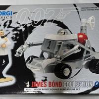 007 James Bond Moon Buggy & James Bond, Corgi.