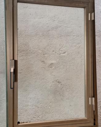 Finestra in alluminio 3m x 1m