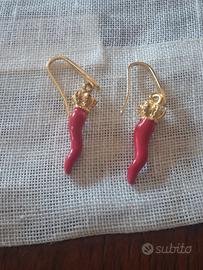orecchini cornetto portafortuna 
