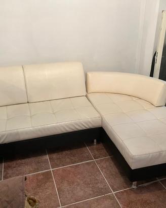 Divano bianco angolare in pelle
