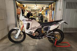 HONDA 750 AFRICA TWIN RD07