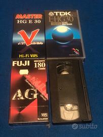 4 Cassette VHS da 30-135-180 vuote