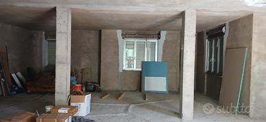 Locale di 116 mq