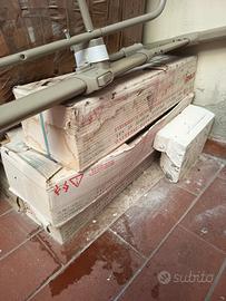 piastrelle gres porcellanato color legno miele 