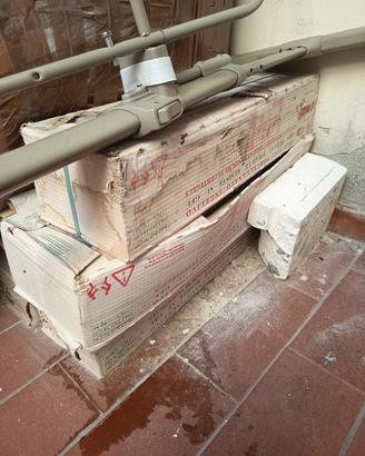 piastrelle gres porcellanato color legno miele 