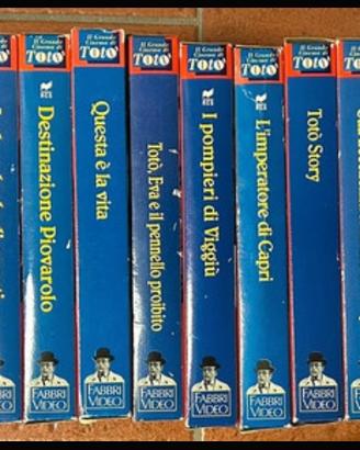 21 Vhs toto' € 10