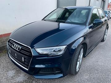 Audi A3 SPB 30 g-tron S tronic S LINE uniproprieta