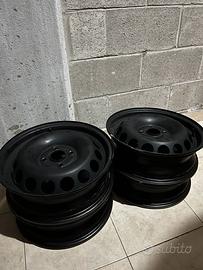 Cerchi acciaio 15’’ per Toyota Aygo 2016