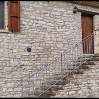 Appartamento indipendente arredato con giardino