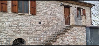 Appartamento indipendente arredato con giardino