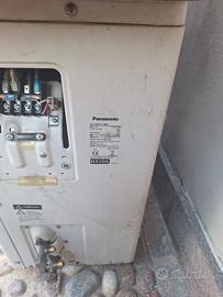 Panasonic Condizionatore 12000 btu usato R410