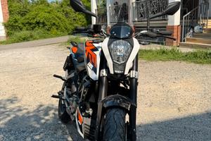 Ktm duke 125