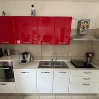 CUCINA COMPLETA DI ELETTRODOMESTICI