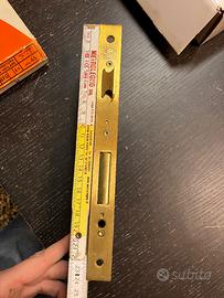 Serratura Cisa senza cilindro da infilare