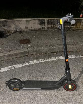 Monopattino Xiaomi Pro 2