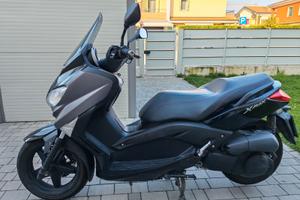 Yamaha XMAX 250 Sport
