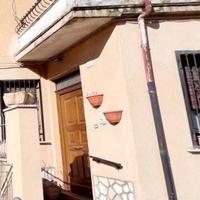 Casa indipendente con giardino