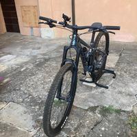 Bicicletta Mountain Bike Giant Biammortizzata 2023