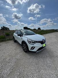 RENAULT CAPTUR E-TECH HYBRIDE