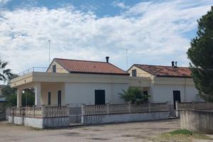 Casa vacanza, villetta al mare. località Fabrizio,