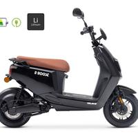 Scooter elettrico EBOOST 45 km/h autonomia 120km -