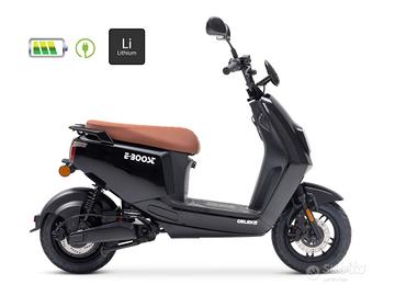 Scooter elettrico EBOOST 45 km/h autonomia 120km -