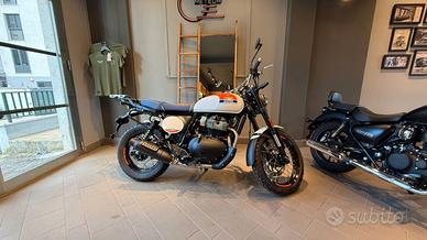 Royal Enfield Interceptor 650 Bear Boardwalk White
