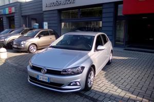 VOLKSWAGEN Polo VI 2017 - Polo 5p 1.0 tgi Trendlin