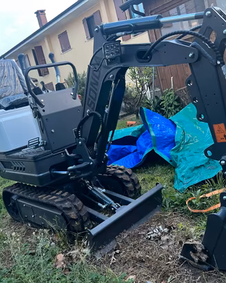 Mini Escavatore 700kg 69cm