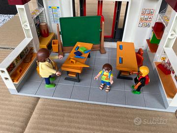 Playmobil City Life – Scuola con Aula e Accessori