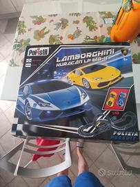 Gioco macchinette su pista