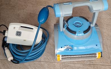 Pulitore per Piscina Dolphin Master M4 