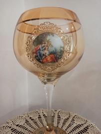 Calice antico decorato