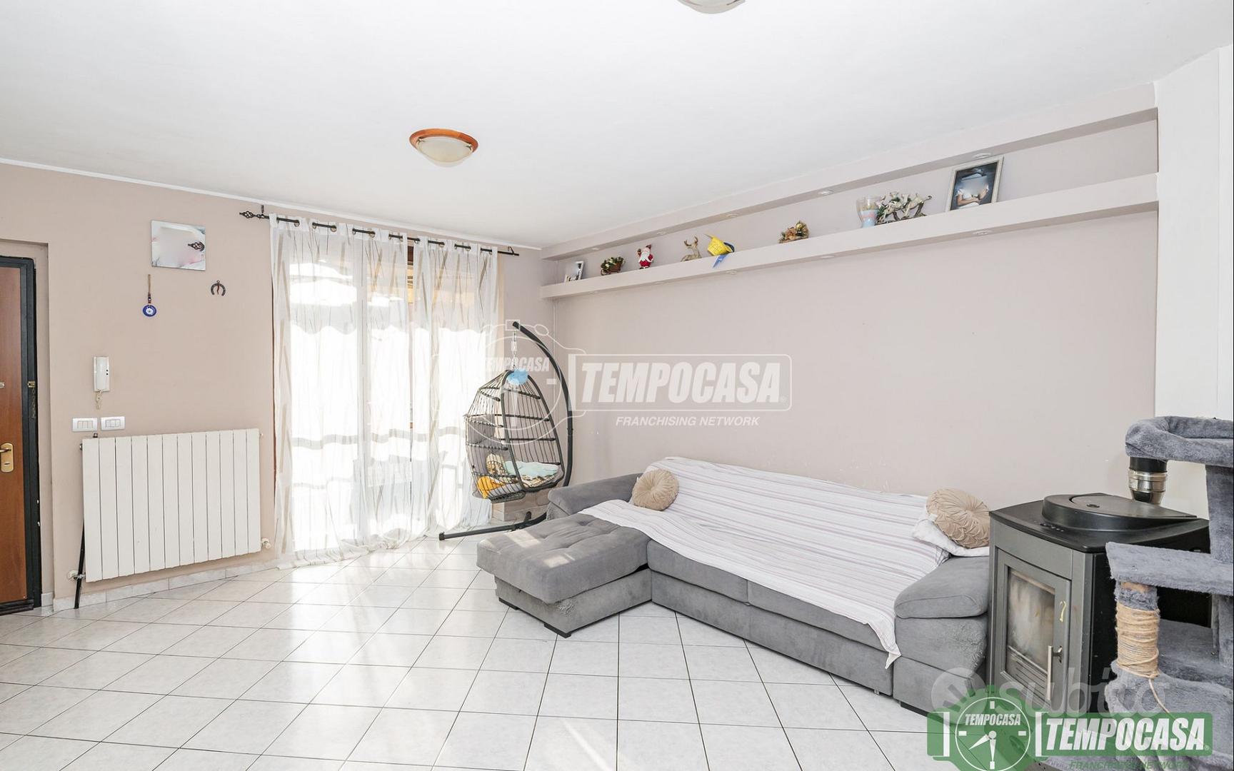 VILLA A SCHIERA - Vista 3