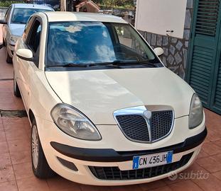 lancia ypsilon 1.3 multijet 