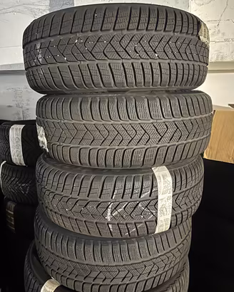 225 55 17 invernali Pirelli del 2024