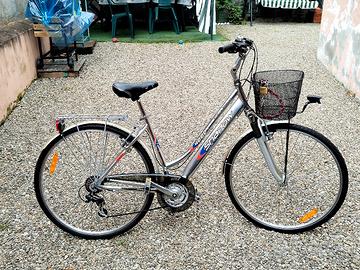 2 City Bike 28 per uomo e donna Come nuove 