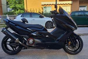 Yamaha T max 500