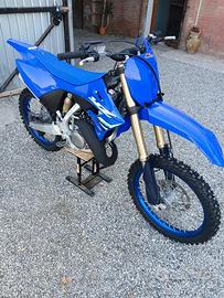 Yamaha YZ 125 - 2025