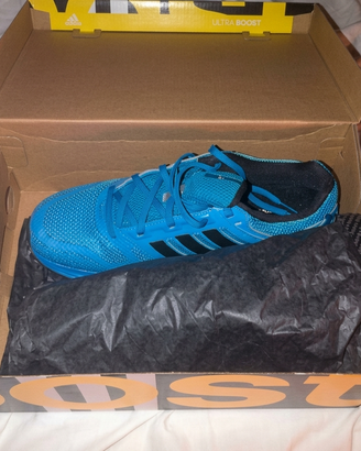 Scarpe Adidas Boost blu elettrico 43,5