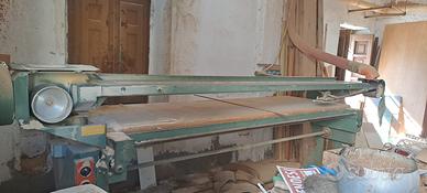 Macchinari da falegnameria industriale