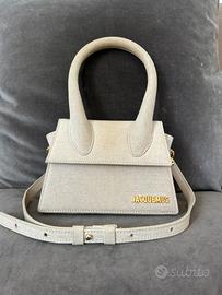 Jacquemus Le Chiquito moyen in tessuto beige