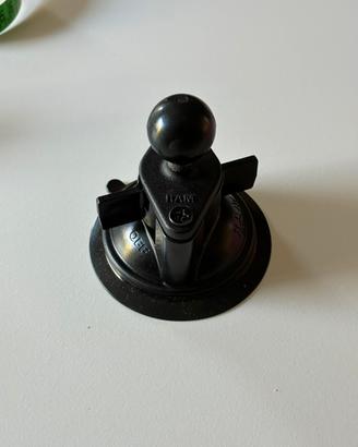 Supporto a ventosa Ram Mount modello RPR-2718