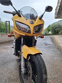 YAMAHA FAZER 1000