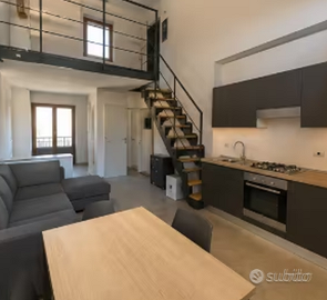 LOFT con SPESE INCLUSE- CASE ROSSE