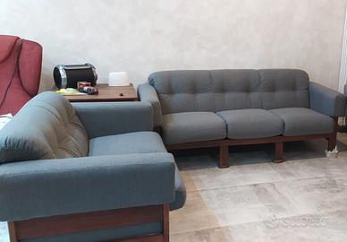 Coppia di divani 3 posti+ 2 posti 